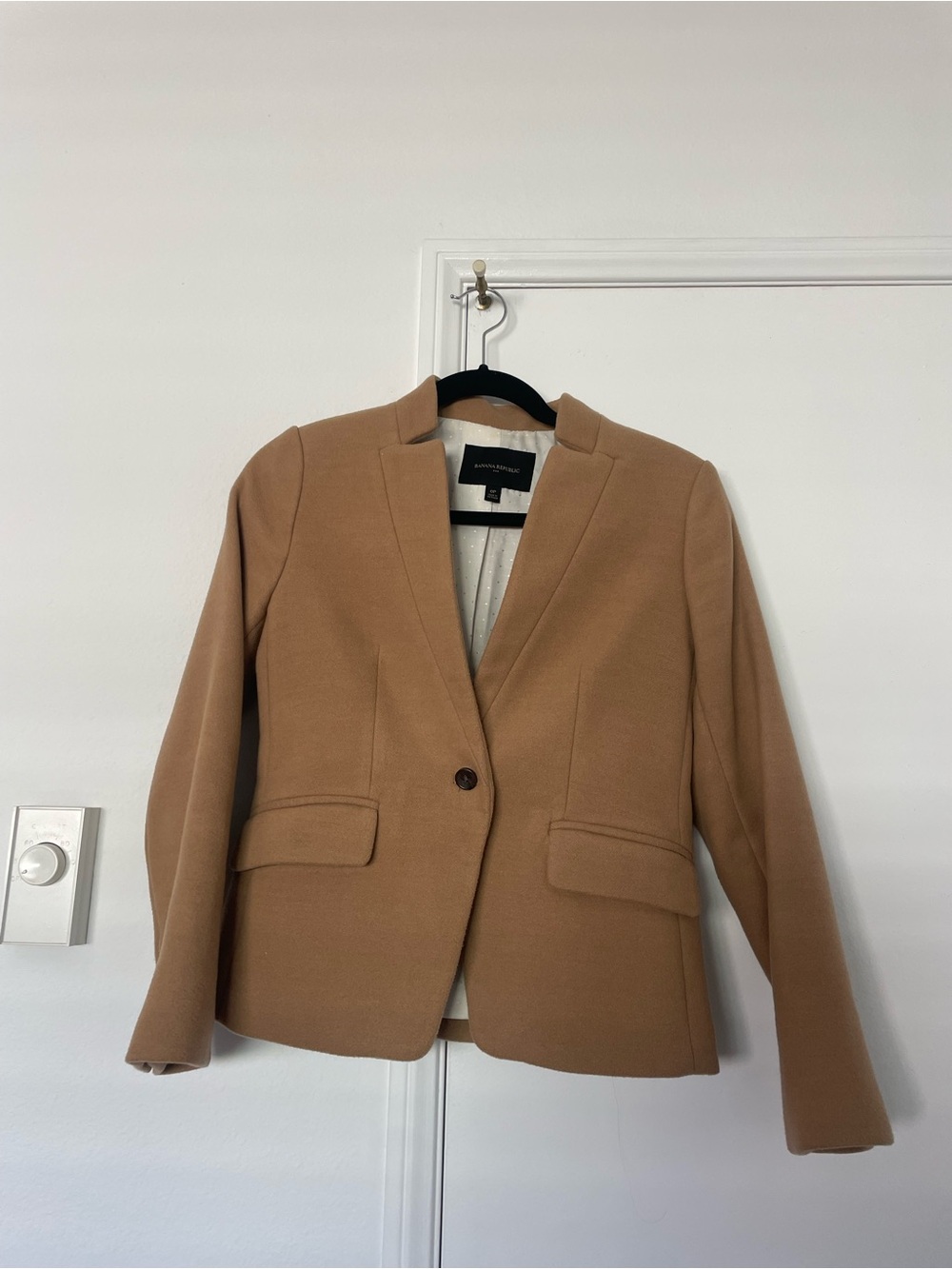 Banana Republic Women's Camel Tan Single-Button Blazer